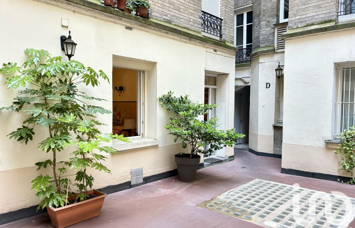 appartement 2 pièces 25 m2 à vendre à Paris 18 (75018)