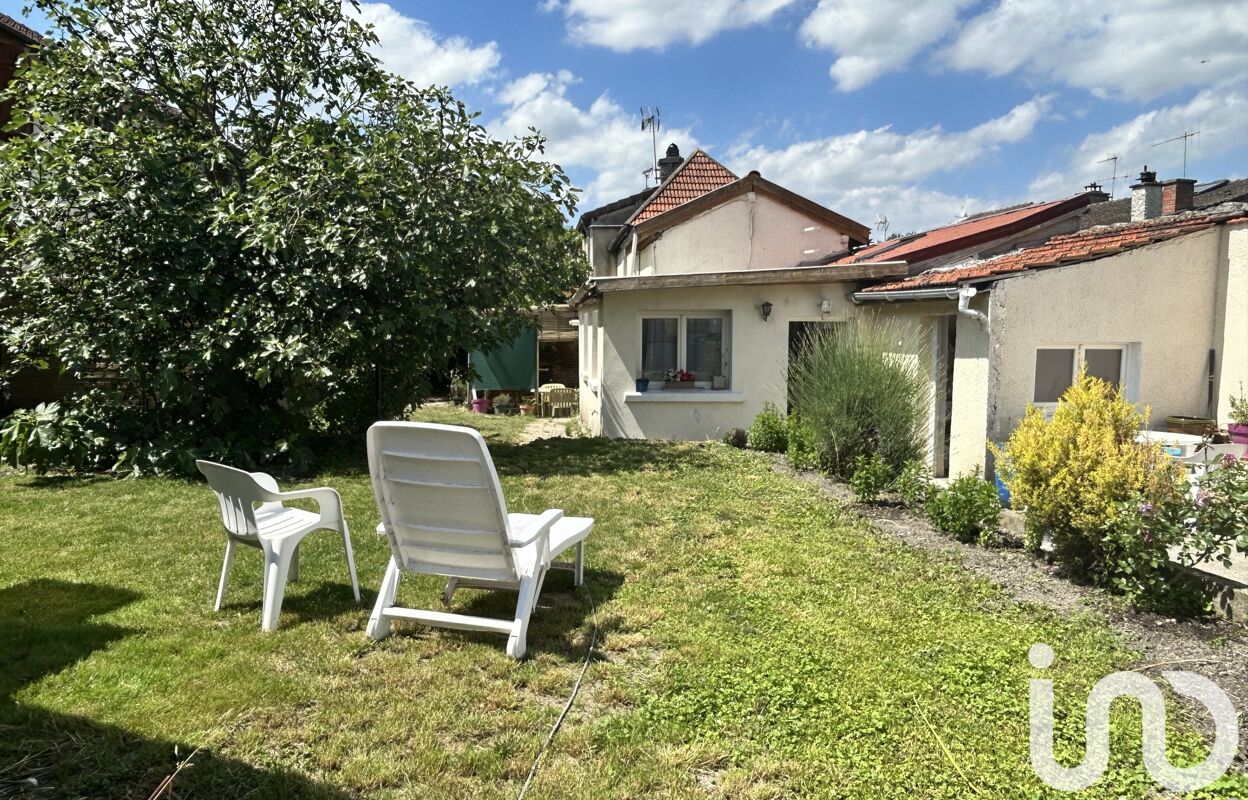 maison 4 pièces 85 m2 à vendre à Châlons-en-Champagne (51000)