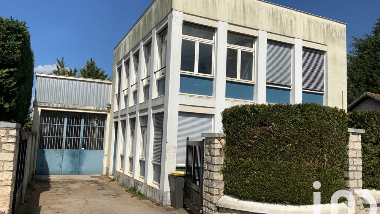 immeuble  pièces 737 m2 à vendre à Amilly (45200)