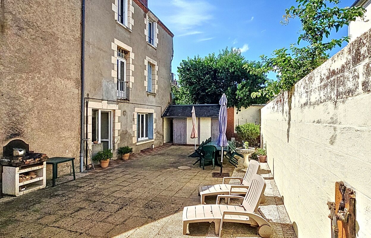 maison 10 pièces 270 m2 à vendre à Bonny-sur-Loire (45420)