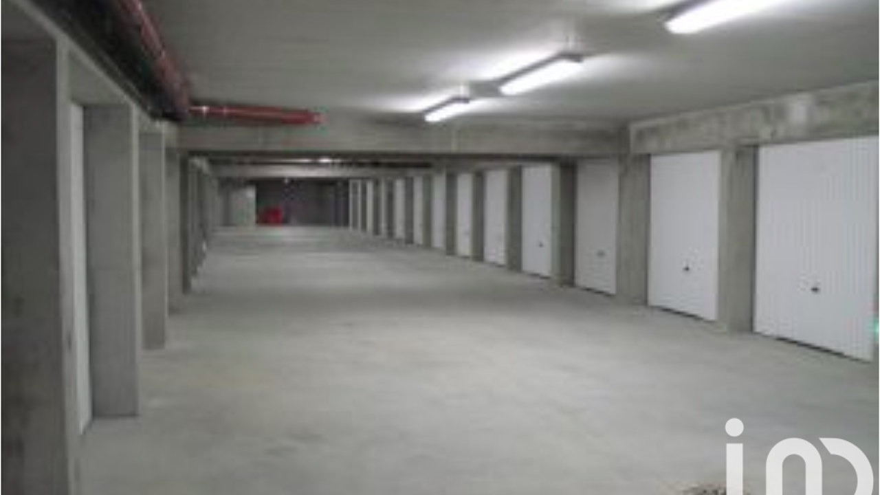 garage  pièces 15 m2 à vendre à Saint-Herblain (44800)