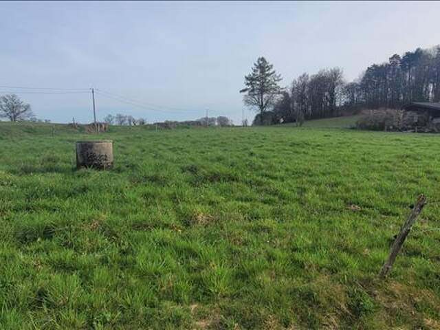 Terrain à bâtir de 0 pièces principales — photo du bien