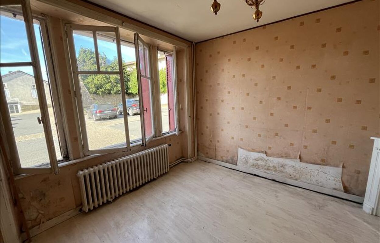 maison 5 pièces 176 m2 à vendre à Brigueuil (16420)