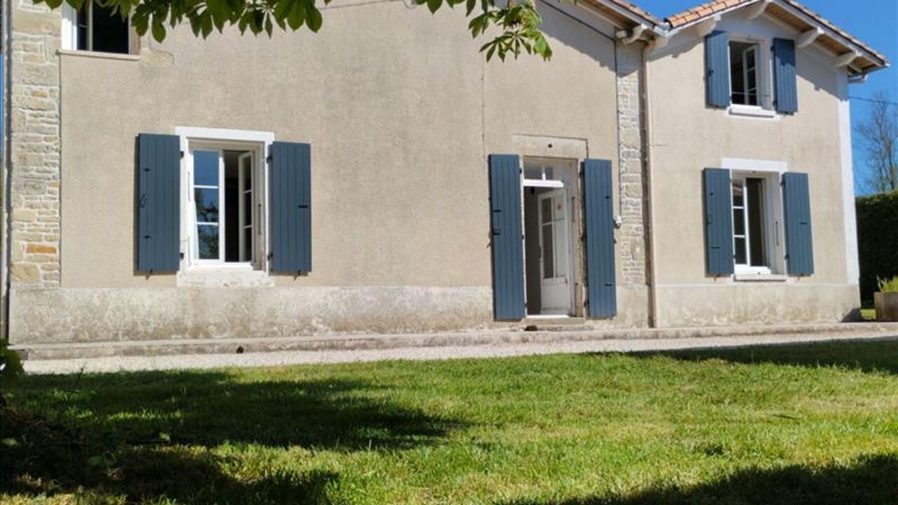 maison 4 pièces 89 m2 à vendre à Paizay-le-Chapt (79170)