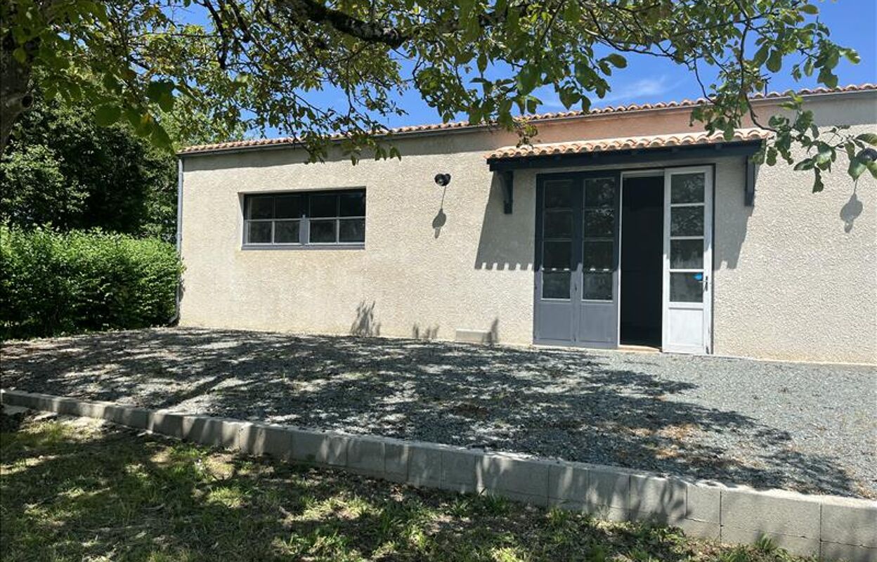 maison 4 pièces 92 m2 à vendre à Saint-Porchaire (17250)