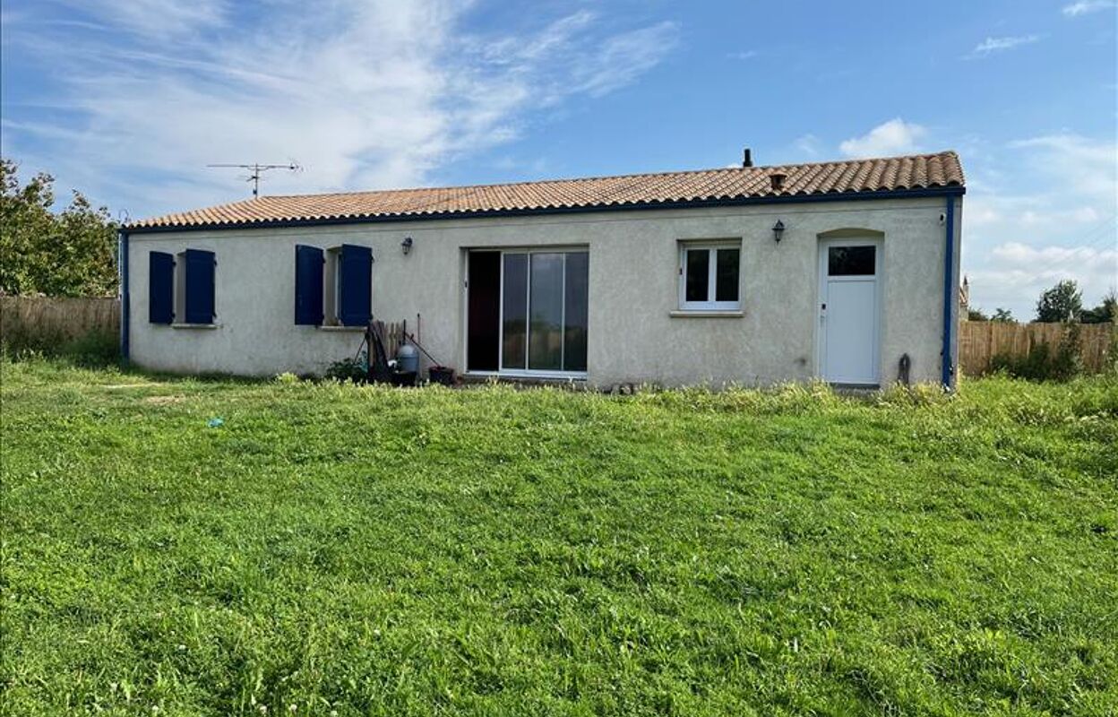 maison 5 pièces 95 m2 à vendre à Taugon (17170)