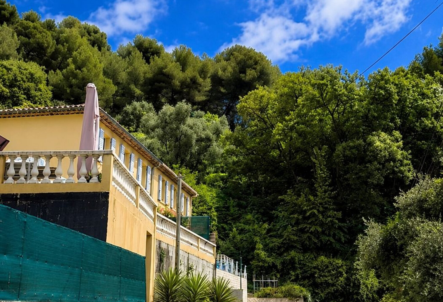 Menton terrain de loisirs avec petite ruine cadastrée — photo 1