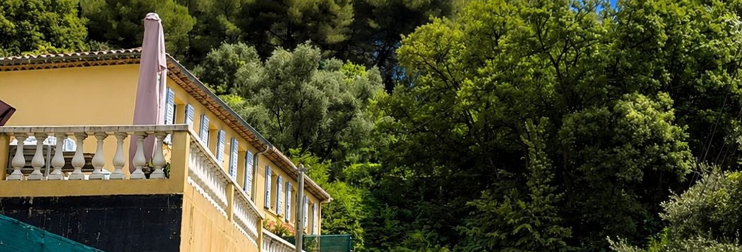 Terrain  1882 m² à vendre à Menton (06500)