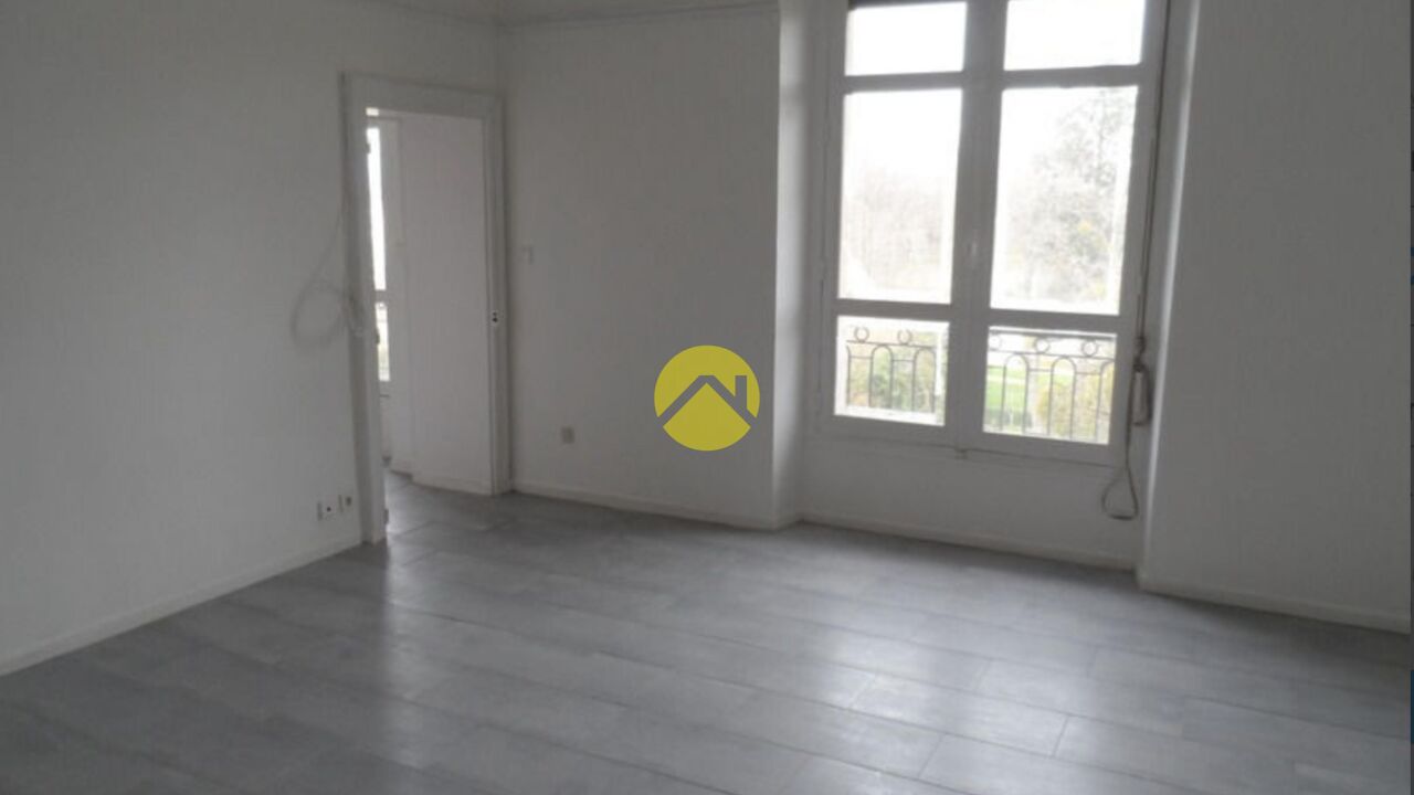 maison 5 pièces 140 m2 à vendre à Néris-les-Bains (03310)