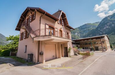 vente maison 330 000 € à proximité de Sixt-Fer-à-Cheval (74740)