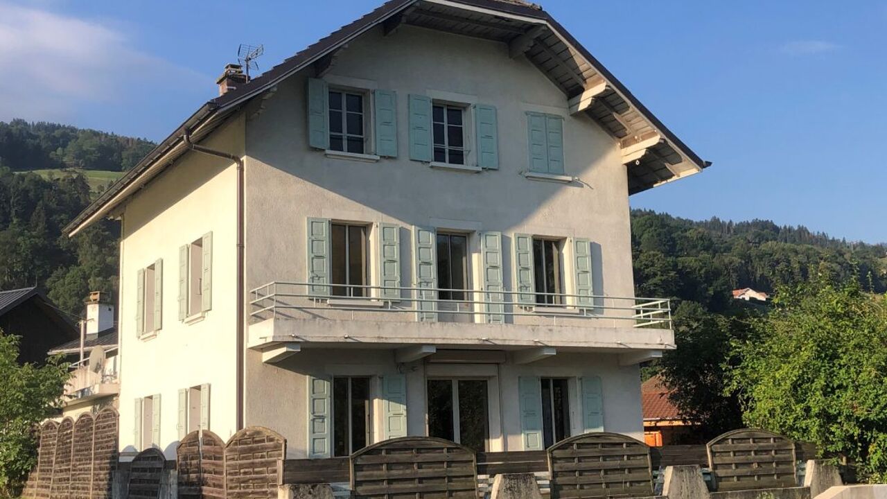 maison 12 pièces 210 m2 à vendre à Domancy (74700)