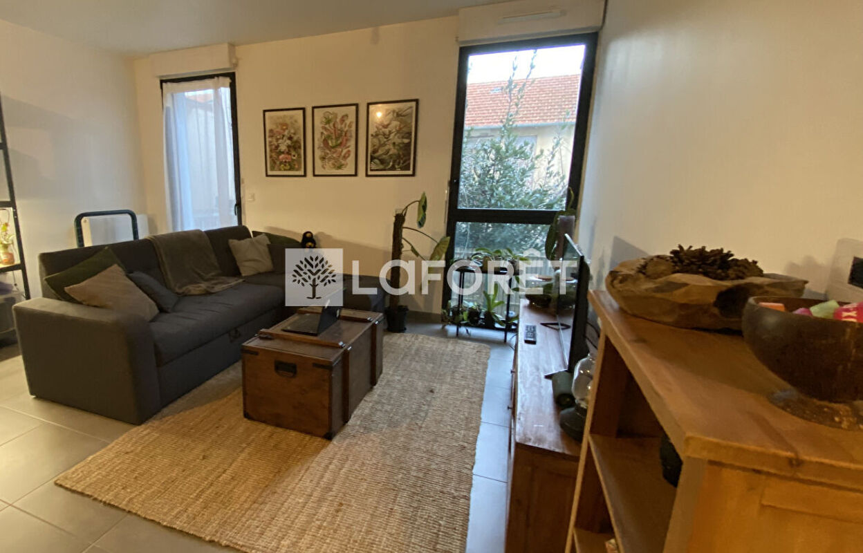 appartement 2 pièces 43 m2 à vendre à Bordeaux (33100)