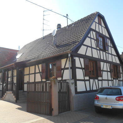 Maison 5 pièces 890 €