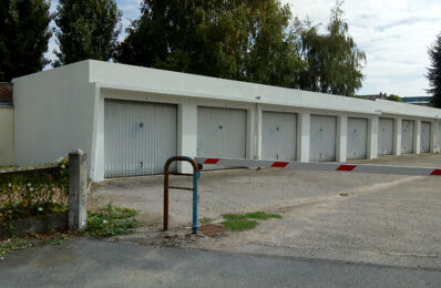 garage  pièces 14 m2 à louer à Évreux (27000)