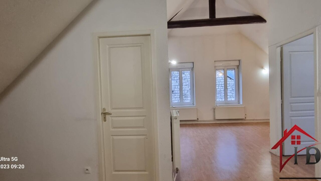 immeuble  pièces 850 m2 à vendre à Besançon (25000)