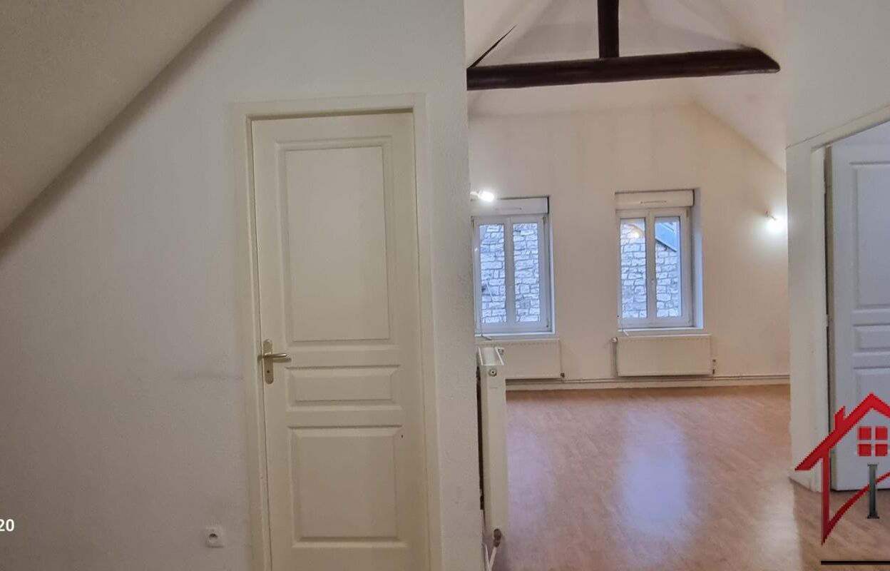 immeuble  pièces 850 m2 à vendre à Besançon (25000)