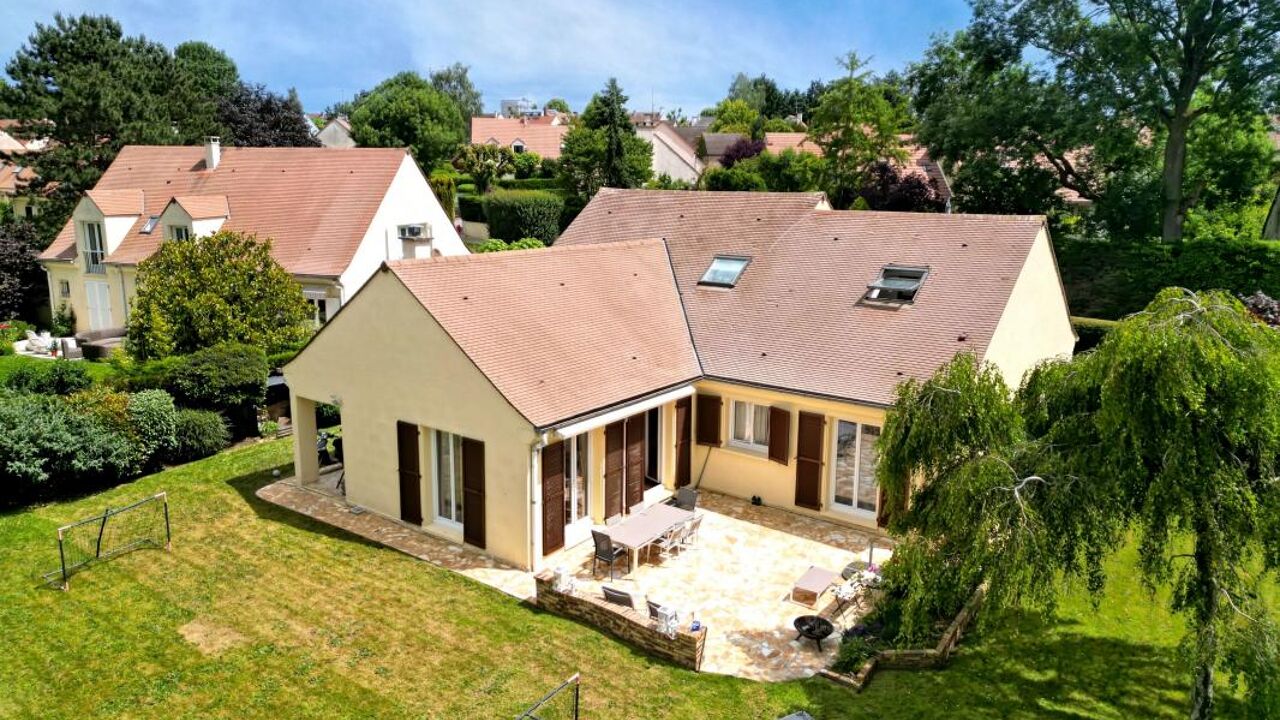 maison 8 pièces 210 m2 à vendre à Saint-Nom-la-Bretèche (78860)