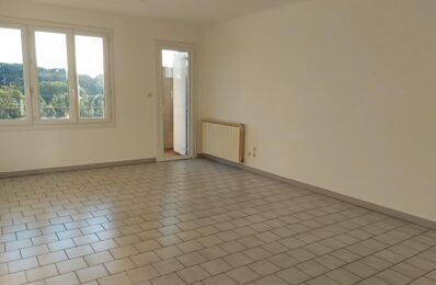 location appartement 850 € CC /mois à proximité de Poulx (30320)