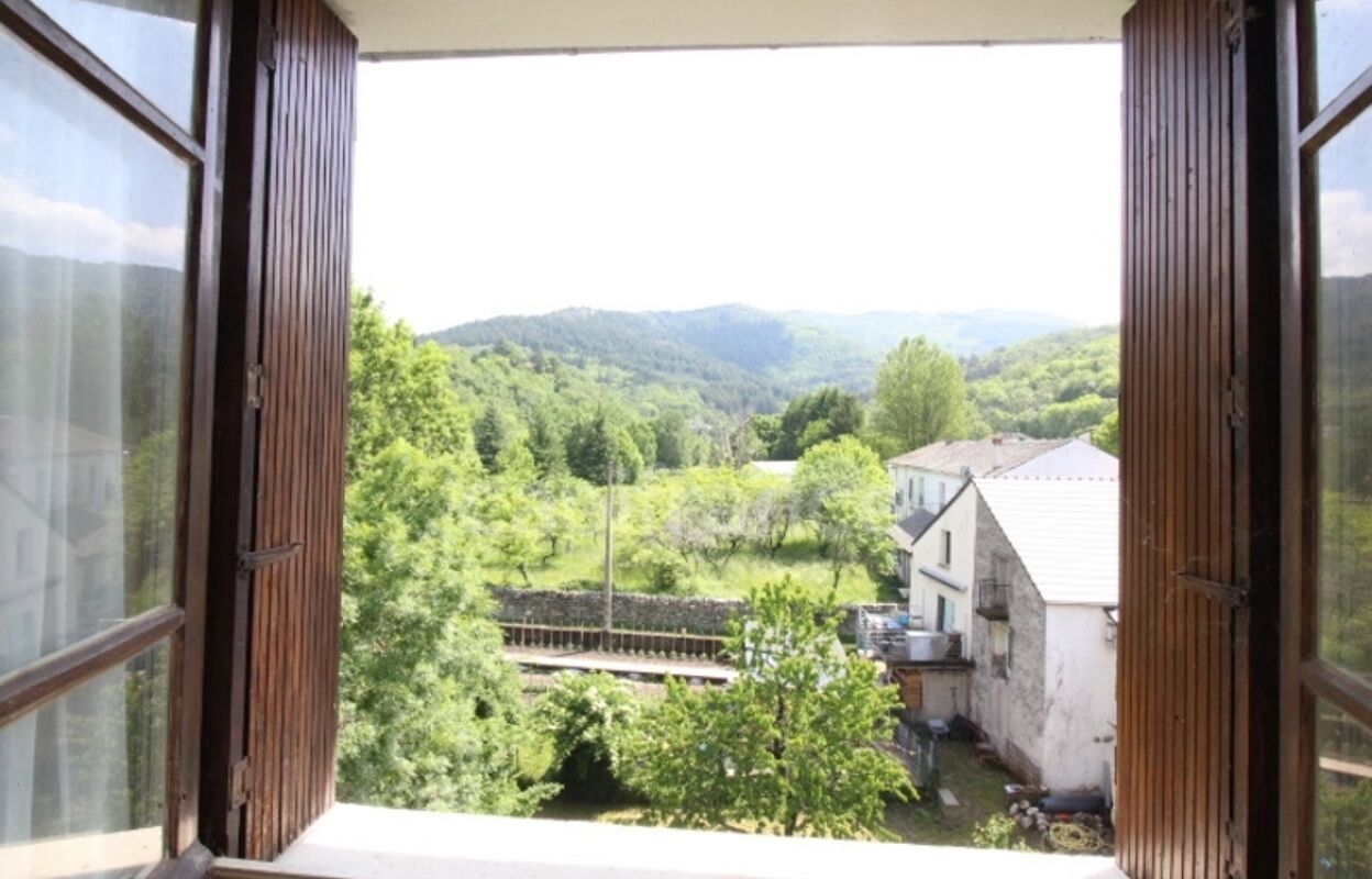 maison 6 pièces 109 m2 à vendre à Saint-Jean-du-Bruel (12230)