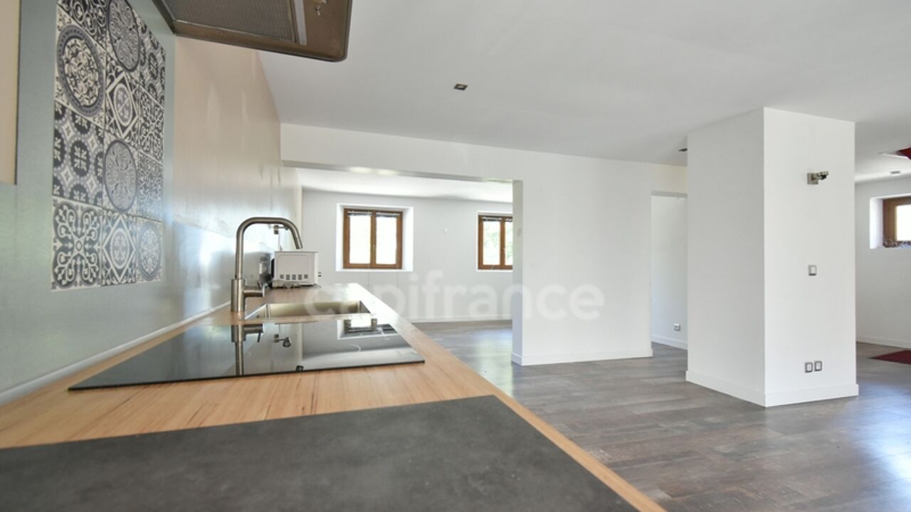 maison 6 pièces 145 m2 à vendre à Annecy (74000)