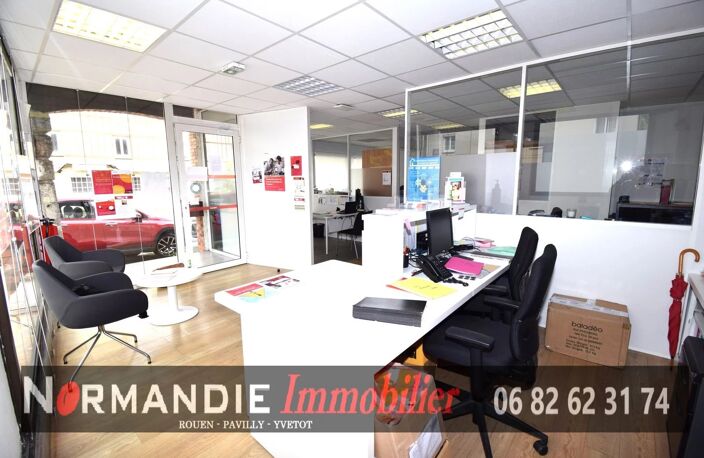 Local commercial — photo 2