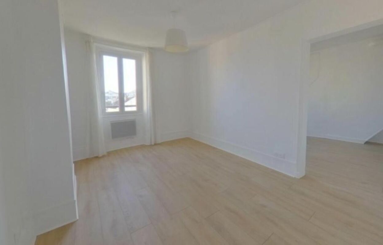 appartement 2 pièces 30 m2 à louer à Enghien-les-Bains (95880)