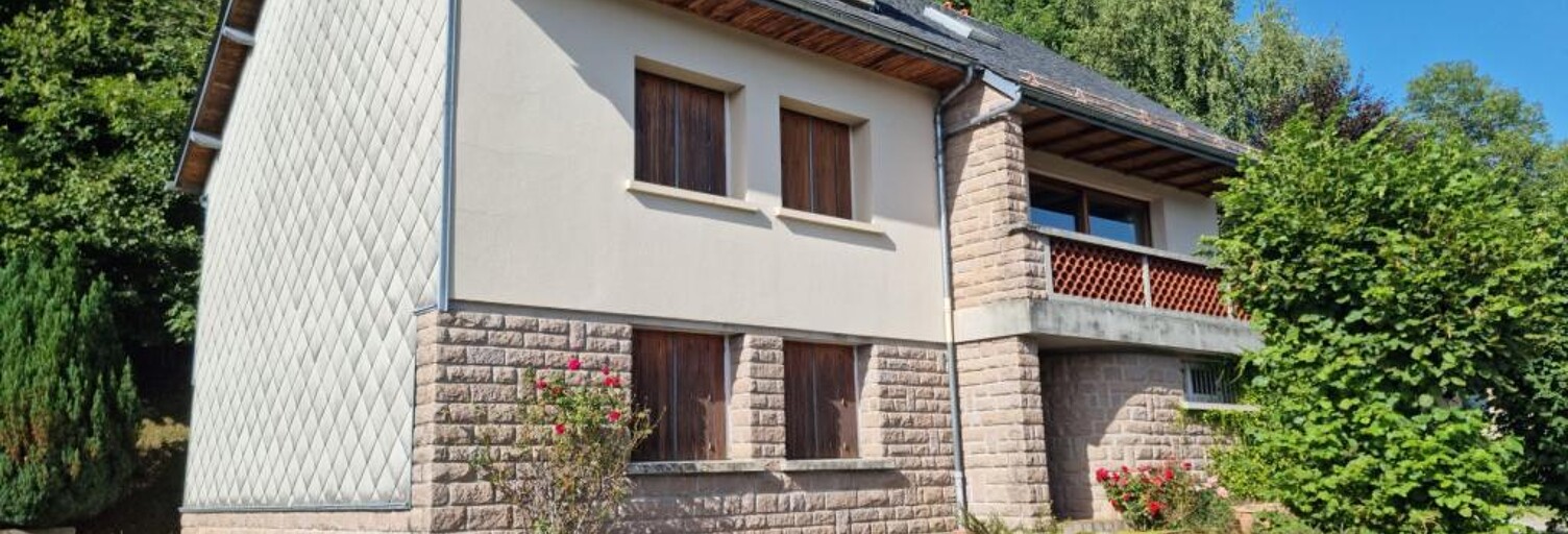 Maison 12 Pièces 223 m² à vendre à La Bourboule (63150)