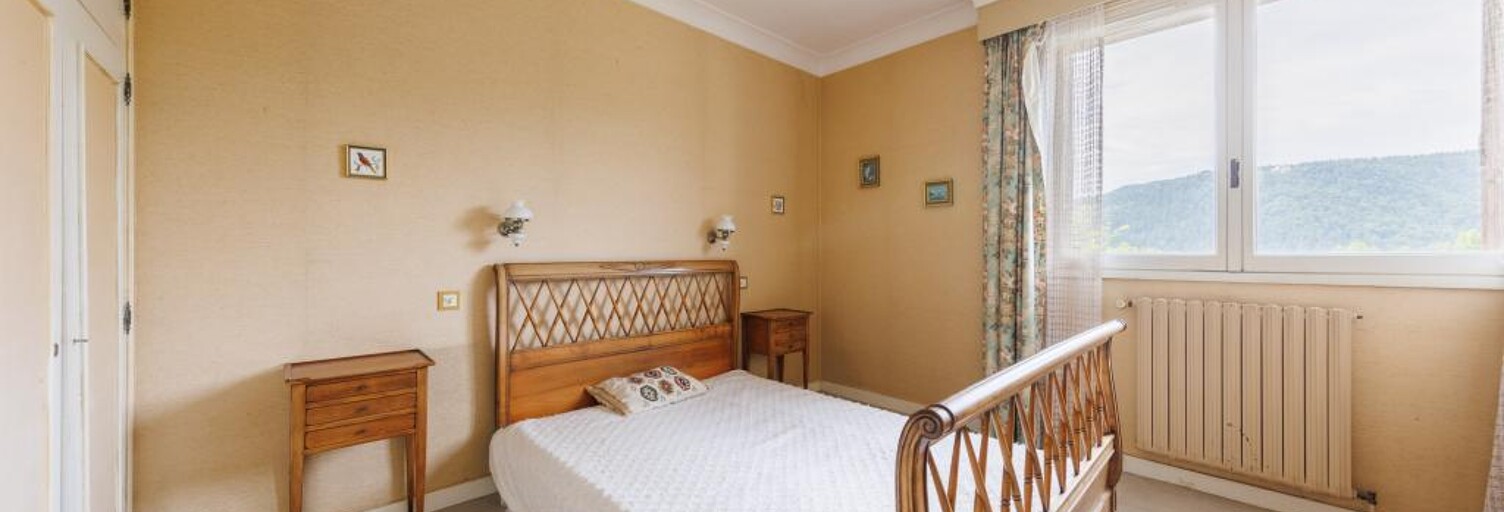 Maison 12 Pièces 223 m² à vendre à La Bourboule (63150)