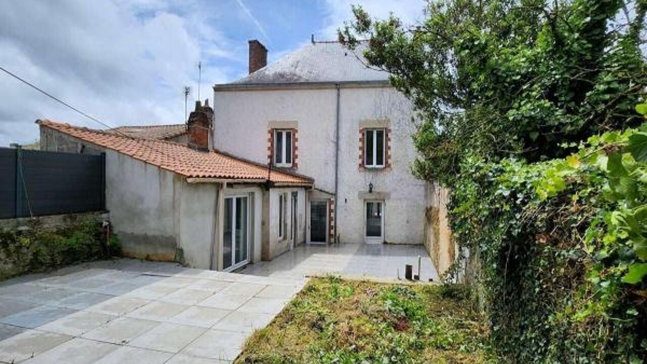 maison 5 pièces 145 m2 à vendre à Rocheservière (85620)