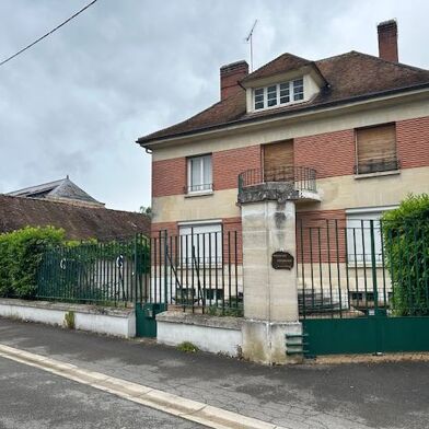 Maison  265000 €