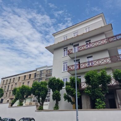 Appartement 4 pièces 158000 €