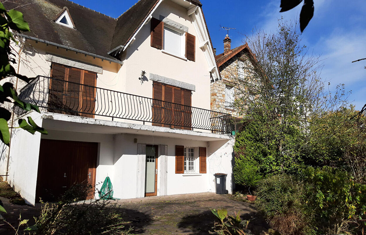 maison 6 pièces 195 m2 à vendre à Chaville (92370)