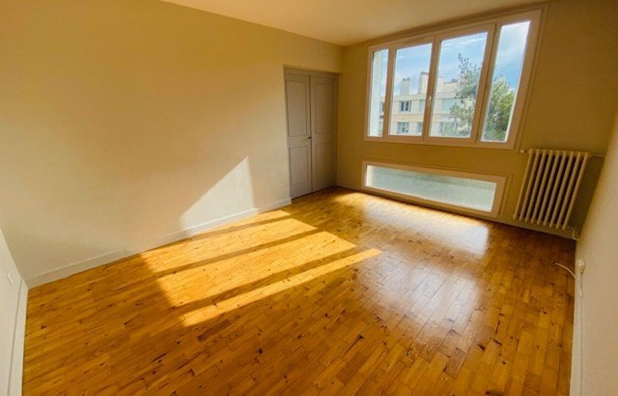 appartement 3 pièces 54 m2 à louer à Saint-Étienne (42000)