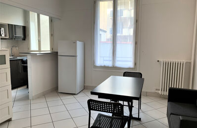 location appartement 936 € CC /mois à proximité de Fontenay-le-Fleury (78330)