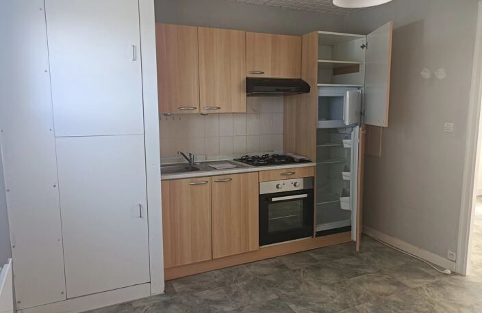 A LOUER APPARTEMENT T2 A LOUER — photo 5