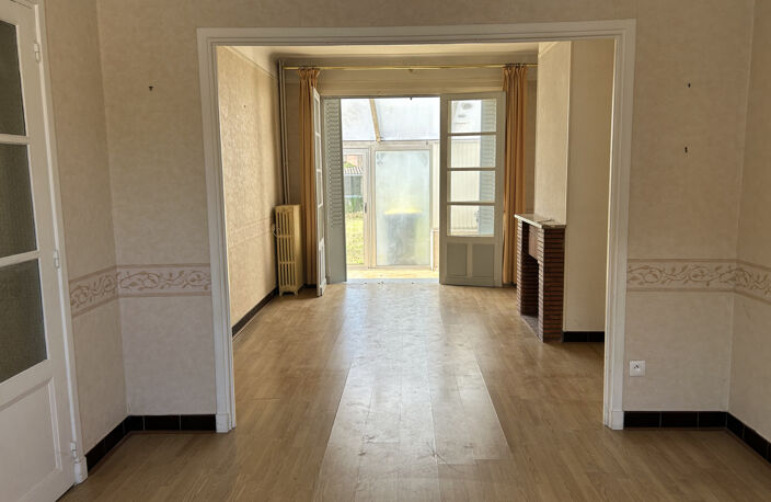 Maison de ville en plein centre de Poix de Picardie — photo 2