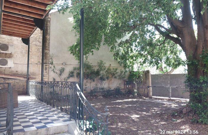 Maison de ville debut 20 s, 180m2  avec jardin clos, proche — photo 2