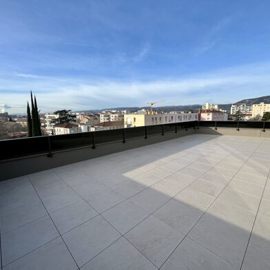 Appartement 5 pièces 126 m²