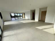 Appartement neuf au dernier étage. — photo 2