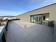 Appartement neuf au dernier étage. — photo 3