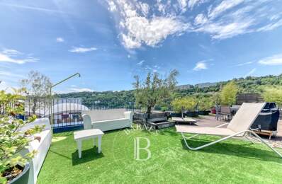 Lyon 2 - Confluence - Appartement meublé de 150,23 m² - Garage double - Terrasse - 4 Chambres — photo du bien