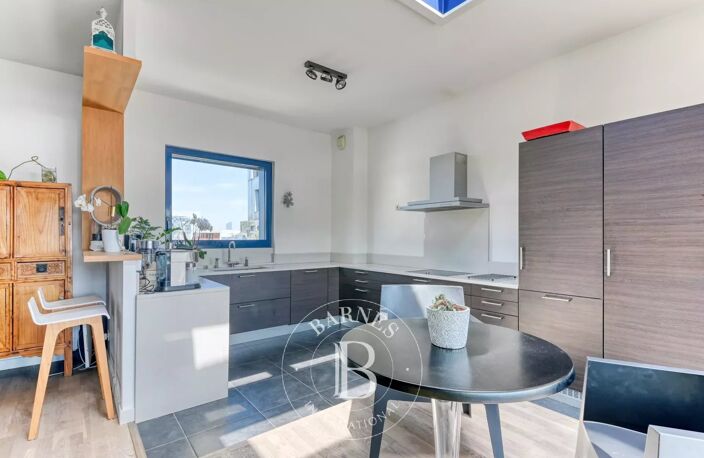 Lyon 2 - Confluence - Appartement meublé de 150,23 m² - Garage double - Terrasse - 4 Chambres — photo 4