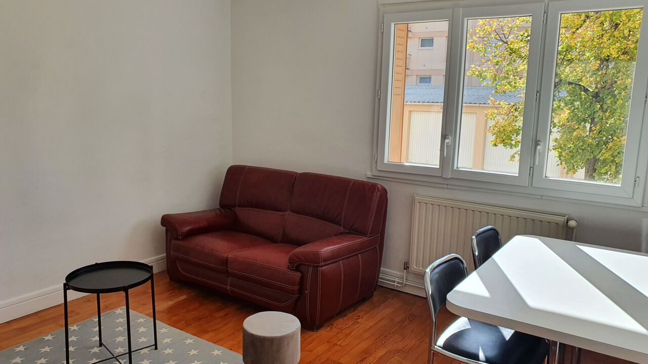 appartement 3 pièces 59 m2 à louer à Sainte-Foy-Lès-Lyon (69110)