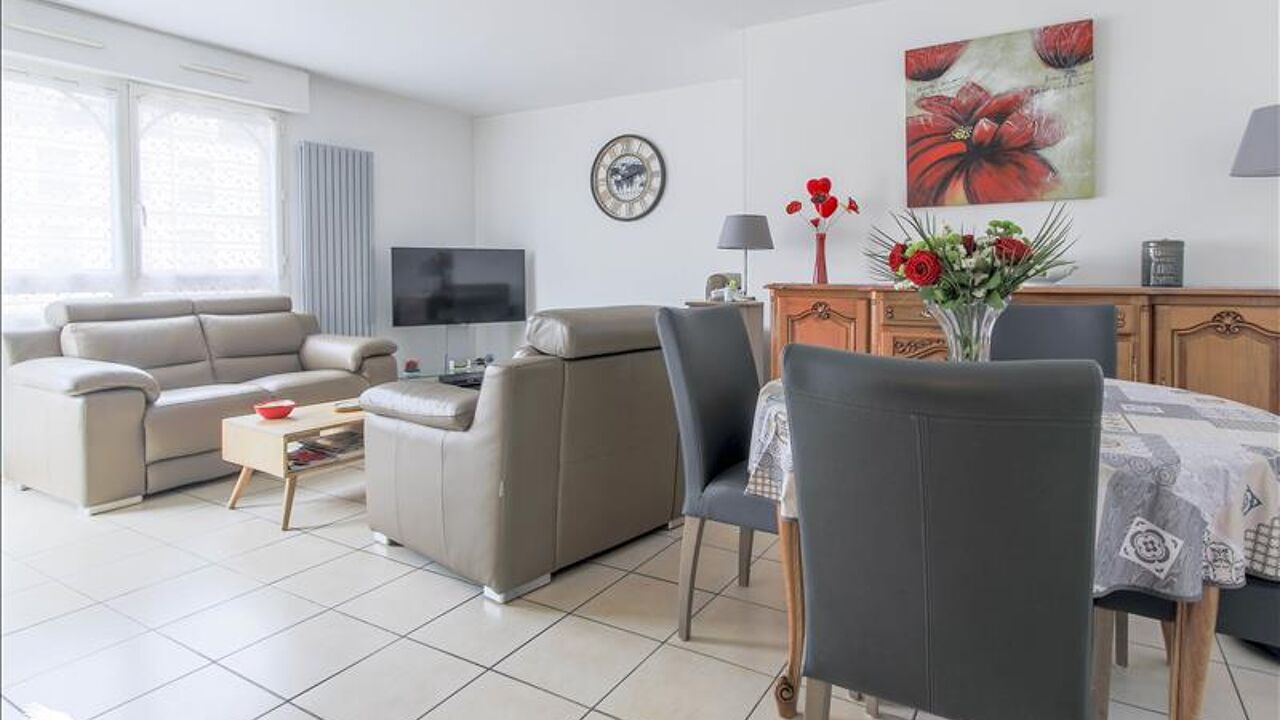 appartement 3 pièces 60 m2 à vendre à Poissy (78300)