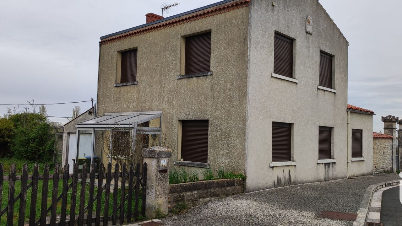 maison 5 pièces 119 m2 à vendre à L'Houmeau (17137)