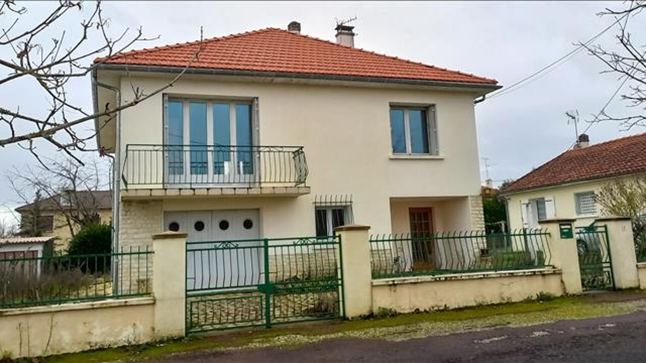 maison 4 pièces 115 m2 à vendre à Ribérac (24600)