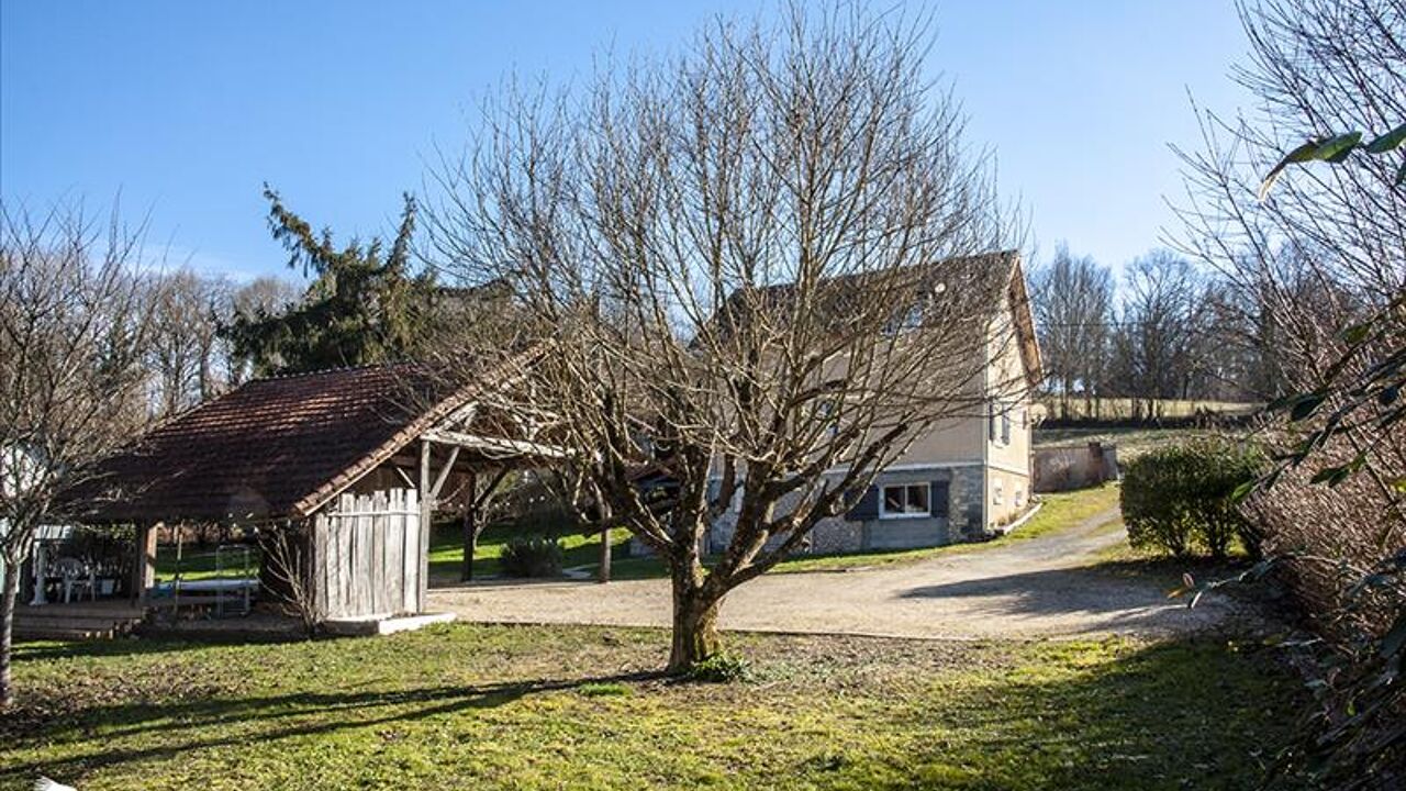 maison 5 pièces 118 m2 à vendre à Saint-Méard-de-Drône (24600)