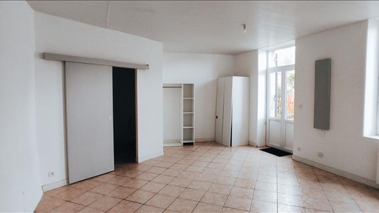 maison 2 pièces 43 m2 à vendre à Berson (33390)