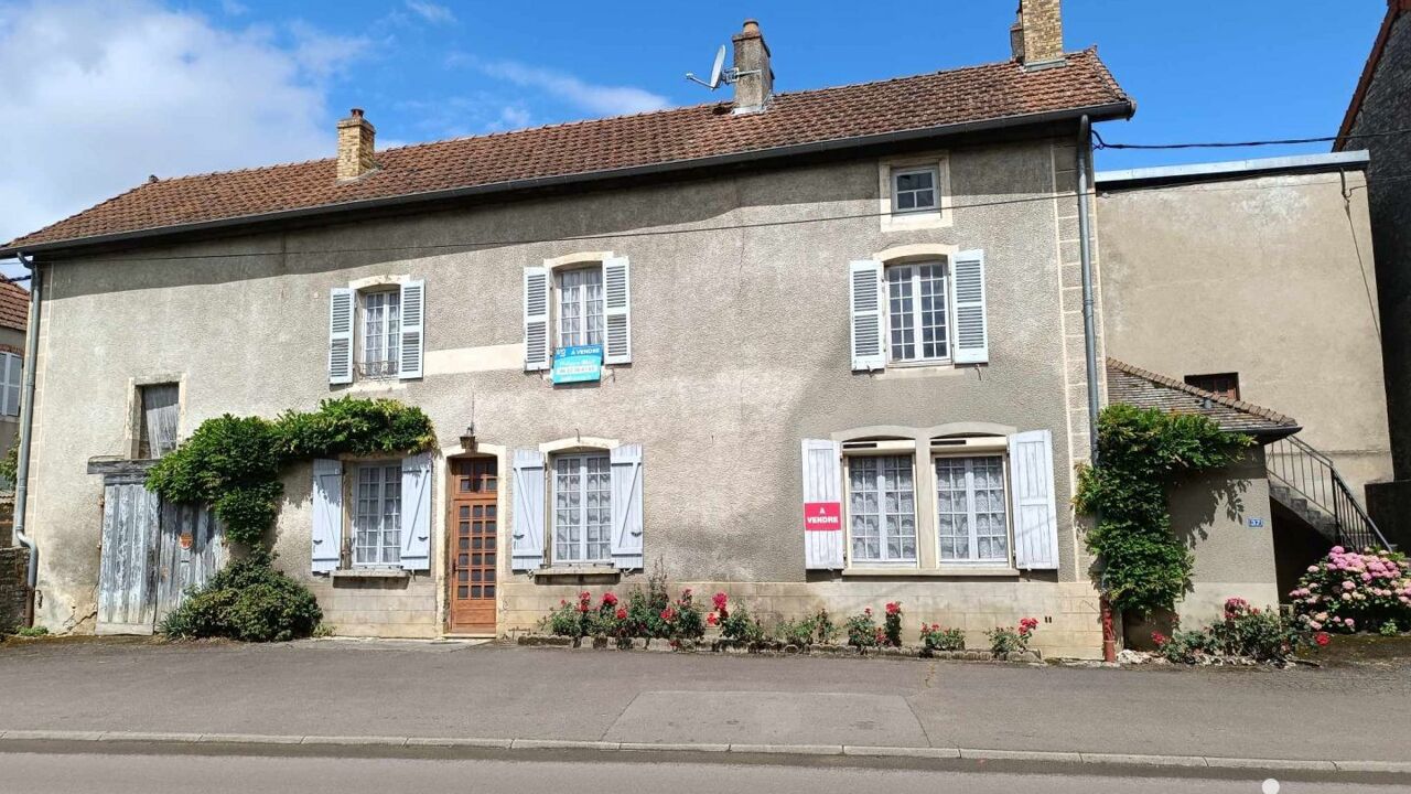 maison 6 pièces 119 m2 à vendre à La Rochepot (21340)