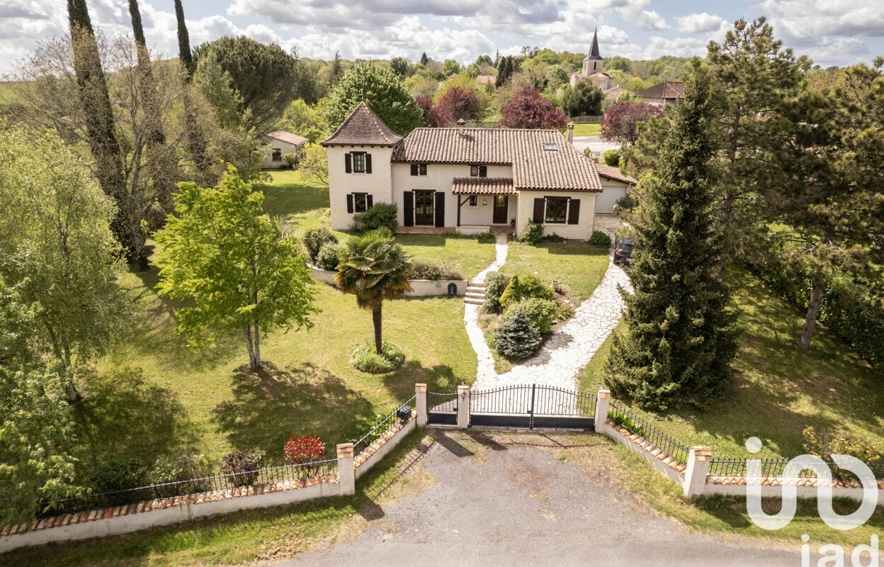 maison 9 pièces 232 m2 à vendre à Châtignac (16480)